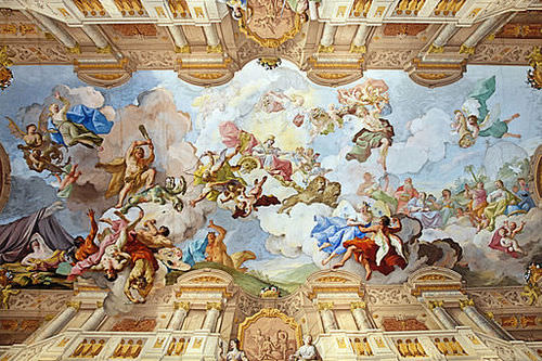 733432-1498926088-95-94-Ceiling_painting_of_the_Marble_Hall_-_Melk_Abbey_-_Austria.jpg