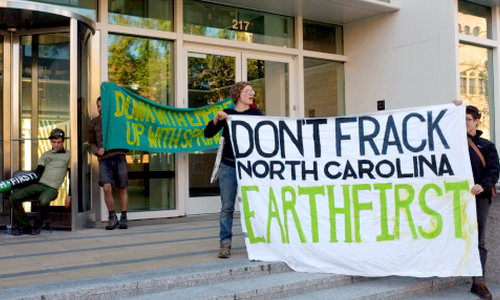 Manifestantes contra Fracking