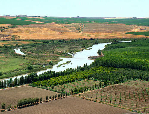 3553678-1529847490-66-68-512px-Tigris_River_At_Diyarbakir.jpg