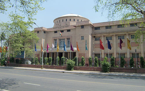 3553678-1528918982-55-2-512px-India_national_museum_01.jpg