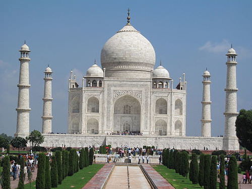 3553678-1528940169-22-84-Taj_Mahal_islamic_architecture.jpg